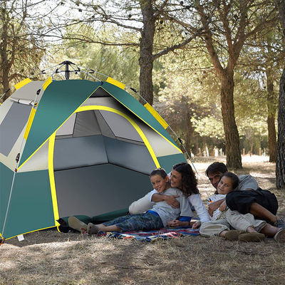 自動防水キャンプによっては家族のためのテント3-4人の容易な組み立てが現れる